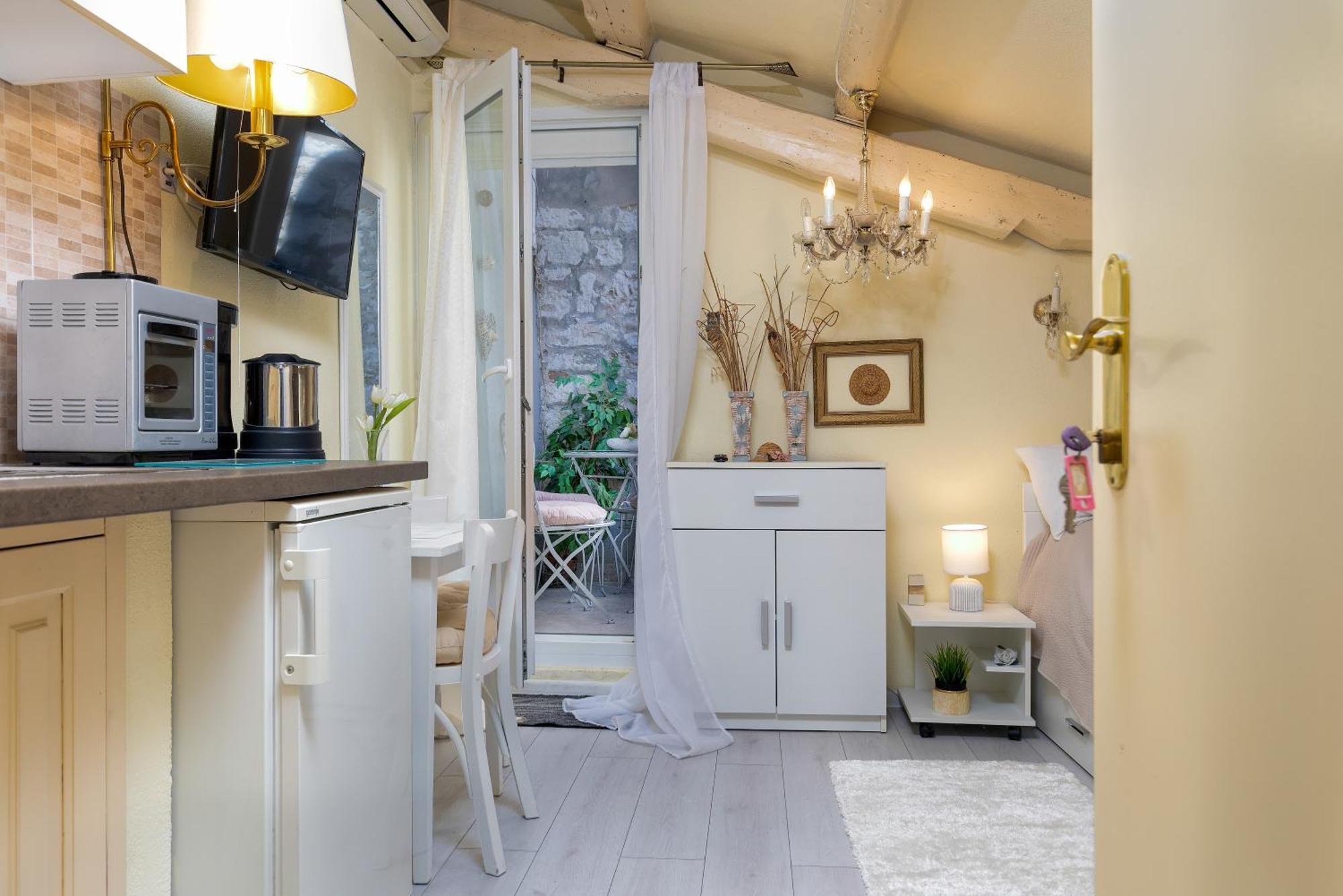 Duplex Apartment Camelia In Charming Old Town Rovinj Kültér fotó